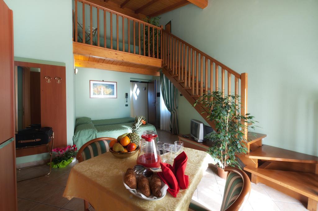 Villa Giglio Arsago Seprio Zimmer foto